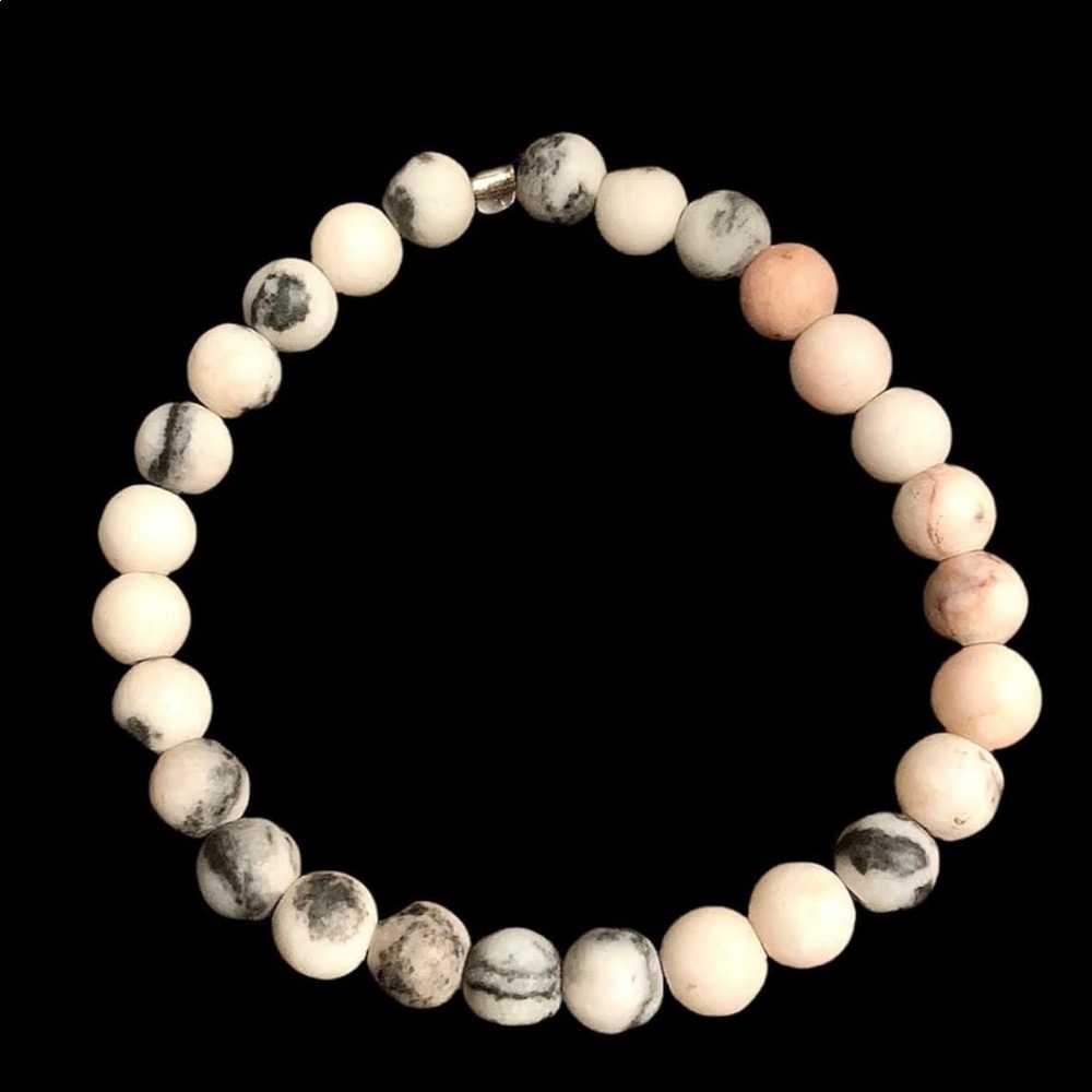 🌸✨New Pink Zebra Stone Bracelet✨🌸